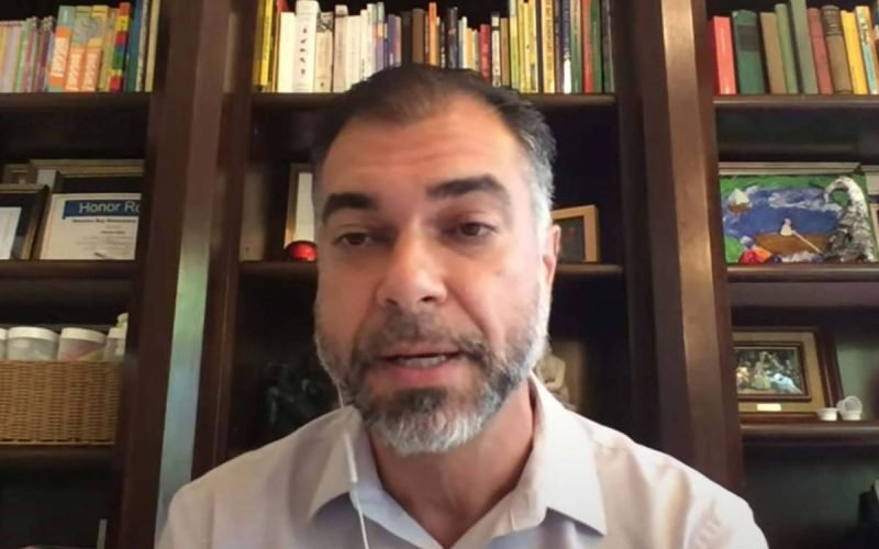 Alessandro Dias/Estúdio Folha