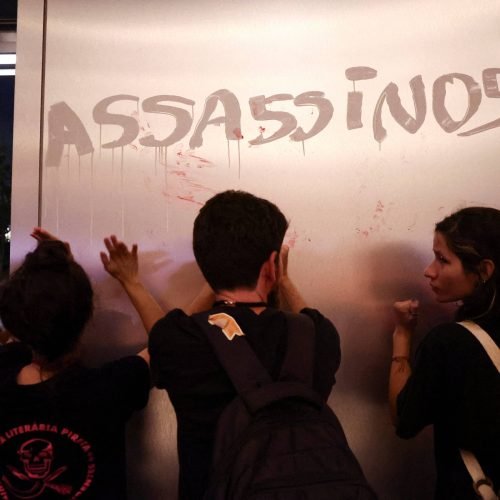 Jean Carniel/Reuters