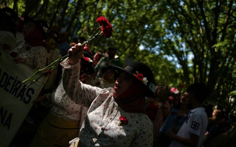 Pedro Nunes /Reuters