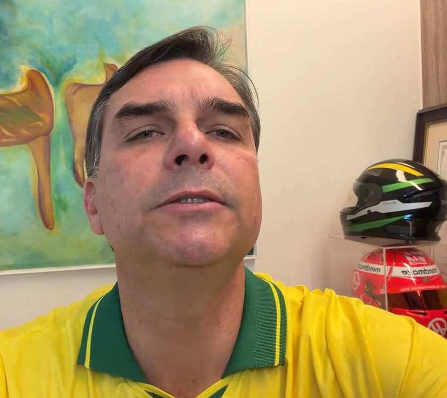 Reprodução YouTube