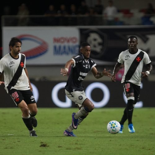 No apagar das luzes: Remo busca empate heroico contra o Vasco em jogo marcado por chuva e tensão