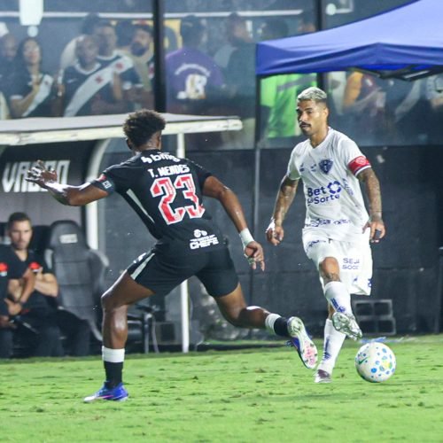 De cabeça erguida: Paysandu reage, busca empate contra o Vasco em São Januário, mas se despede da Copa do Brasil