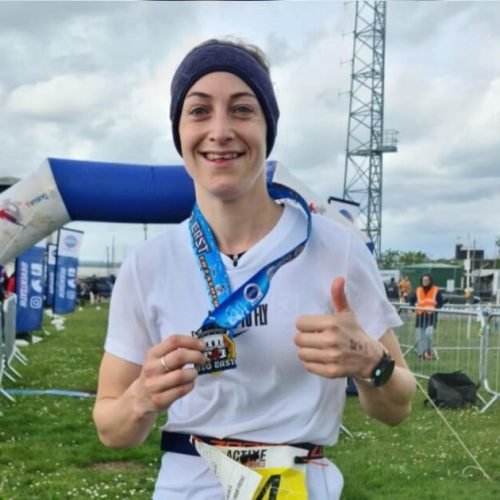 O Legado de Luta e Resiliência: Ex-Goleira Amy Carr Falece aos 35 Anos