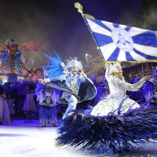 1 de 1 Acadêmicos de Niterói desfila na Sapucaí - Foto: Alexandre Macieira/Riotur