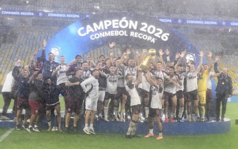 Lanús Conquista a Recopa em Virada Épica; Flamengo Perde Segundo Título no Ano