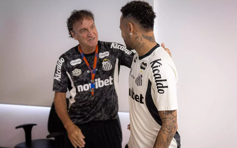 Cuca Confirma Desfalque de Neymar em Visita ao Cruzeiro: Prioridade é Gestão de Carga e Prevenção de Lesões