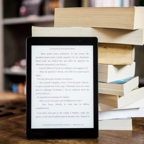 1 de 1 livros e kindle - Foto: Perfecto Capucine/ Pexels